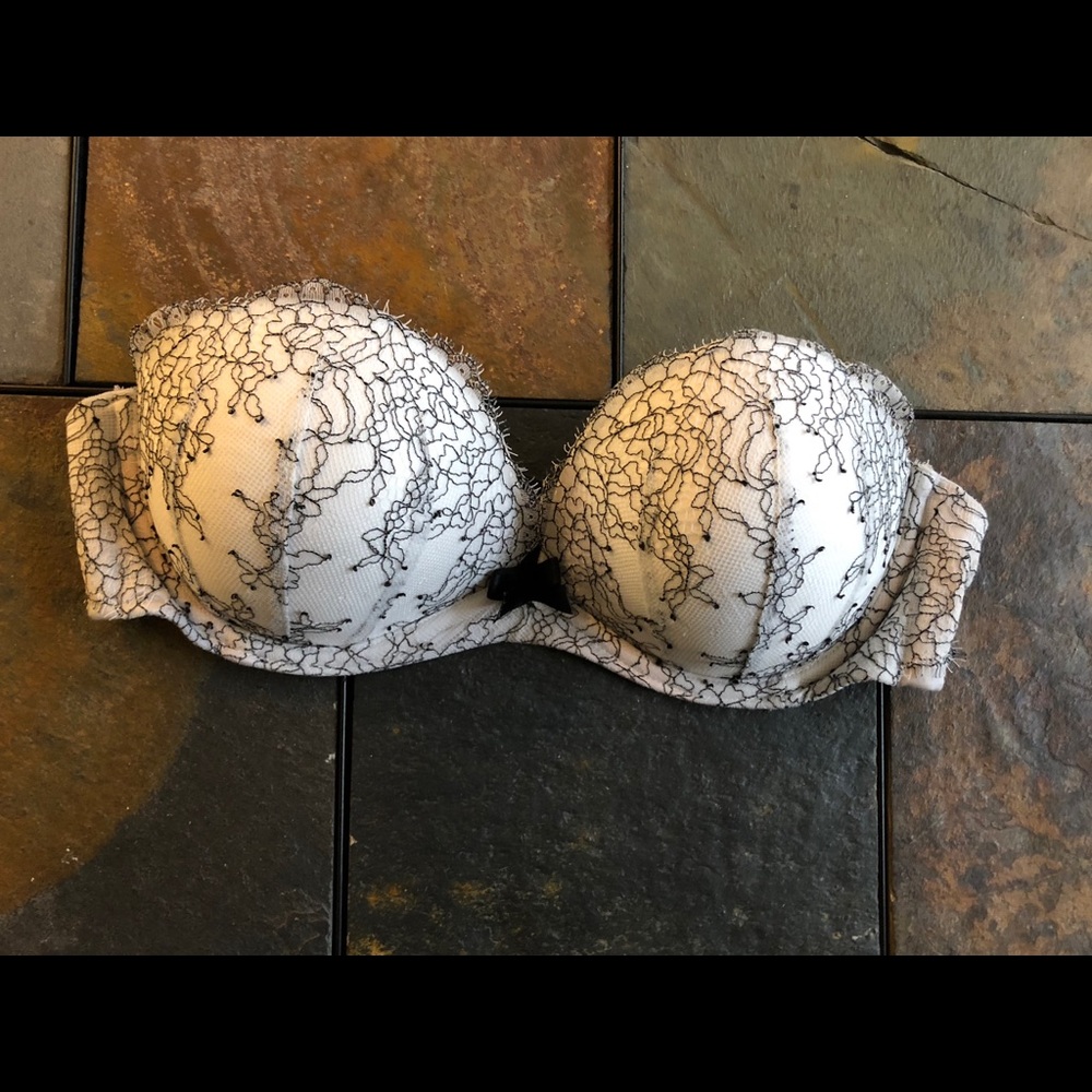 Victoria’s Secret Strapless Push Up